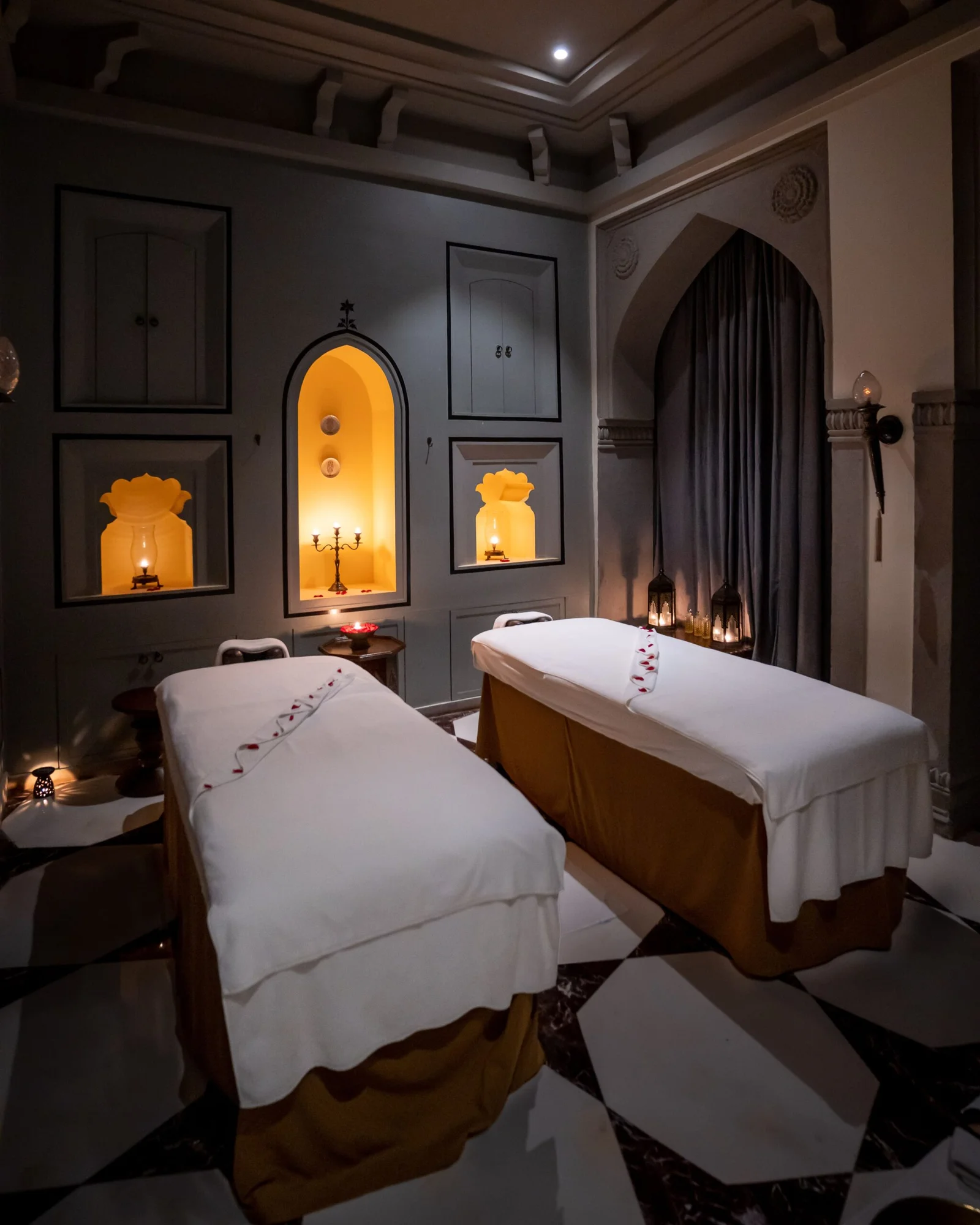 Relaxing body massage